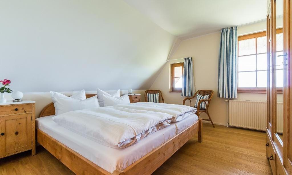 Apartment Haus Am Bodden 02 Ahrenshoop